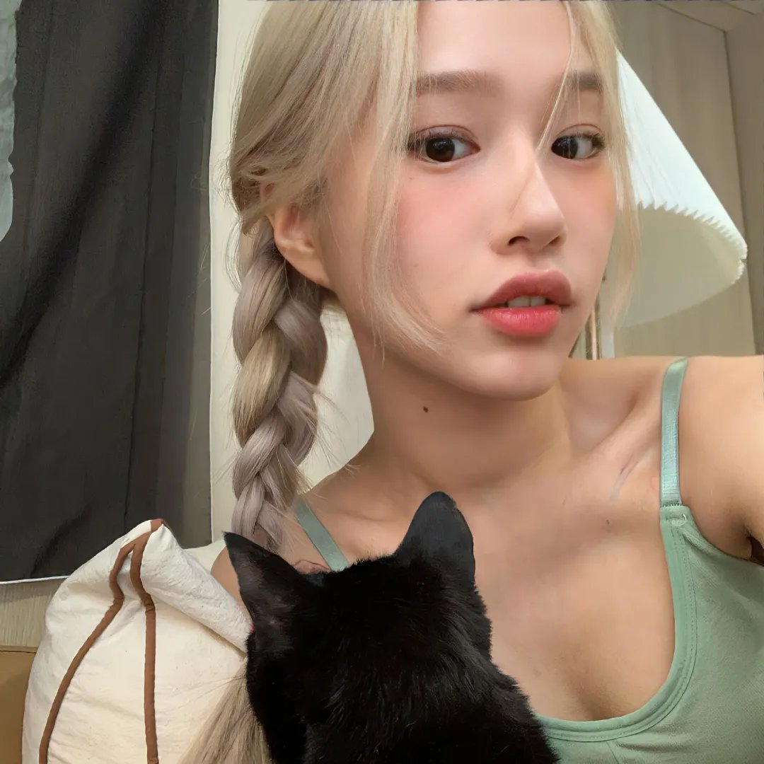 爱你们的希尔德 在线观看封面